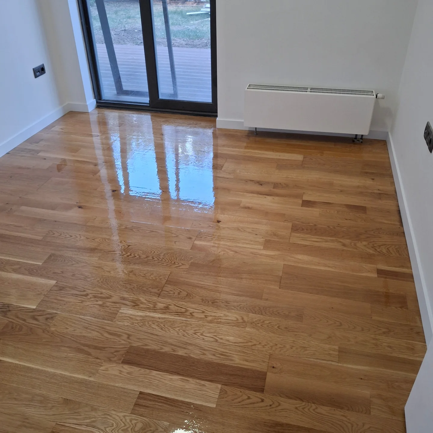 Zımpara ve cila uygulaması